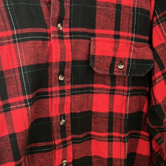 London fog red plaid flannel - Picture 3 of 3